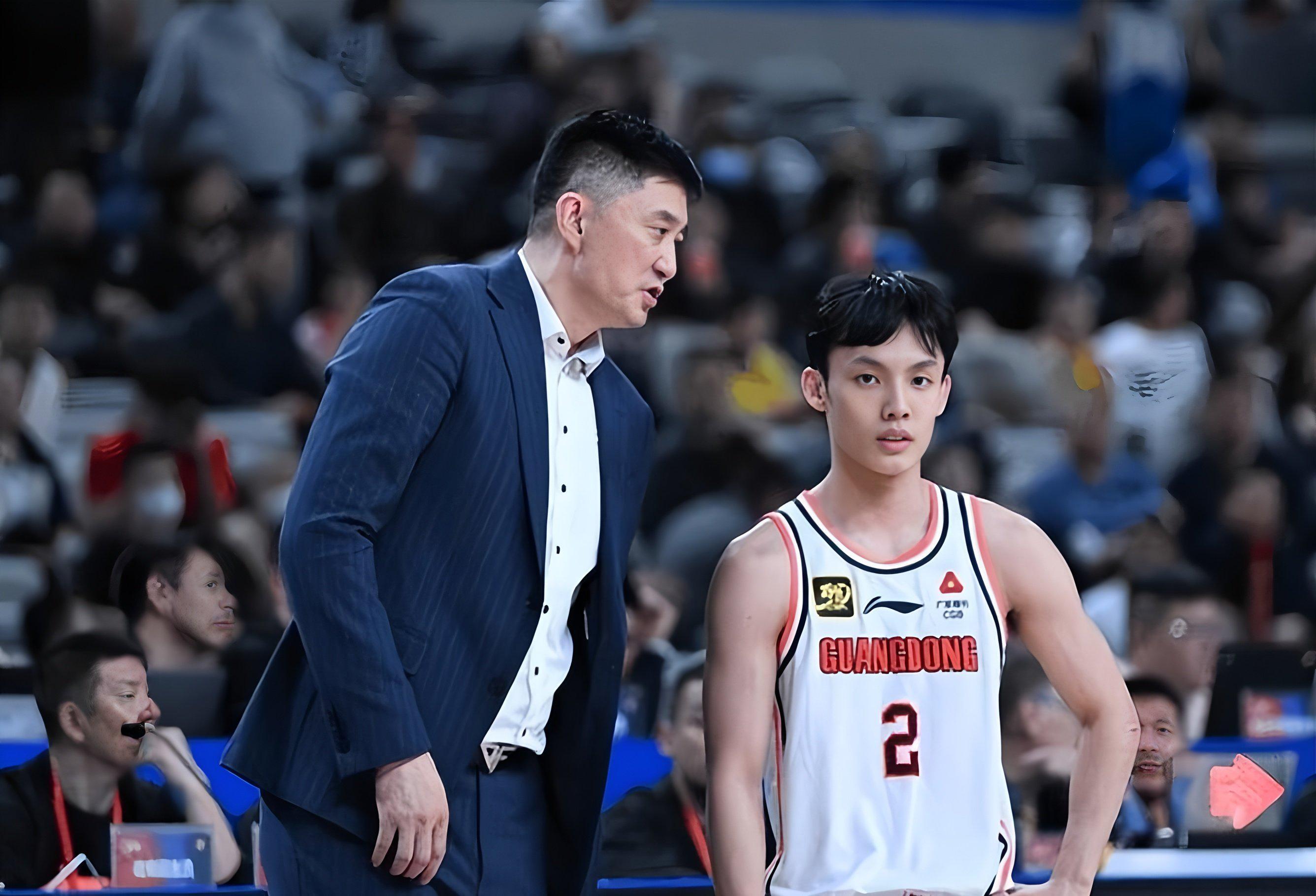 开云官网-广东今日早报！杜锋点名徐杰，胡明轩打回男篮，马尚祝福老东家